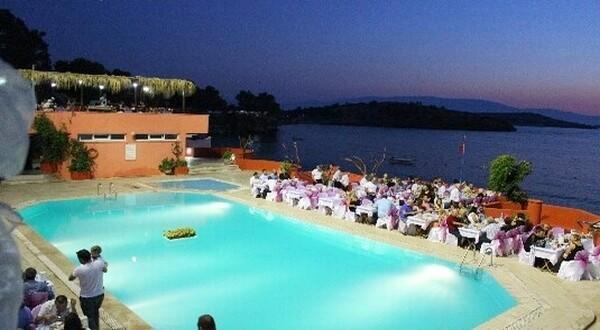Hotel Leon Foça Exterior photo