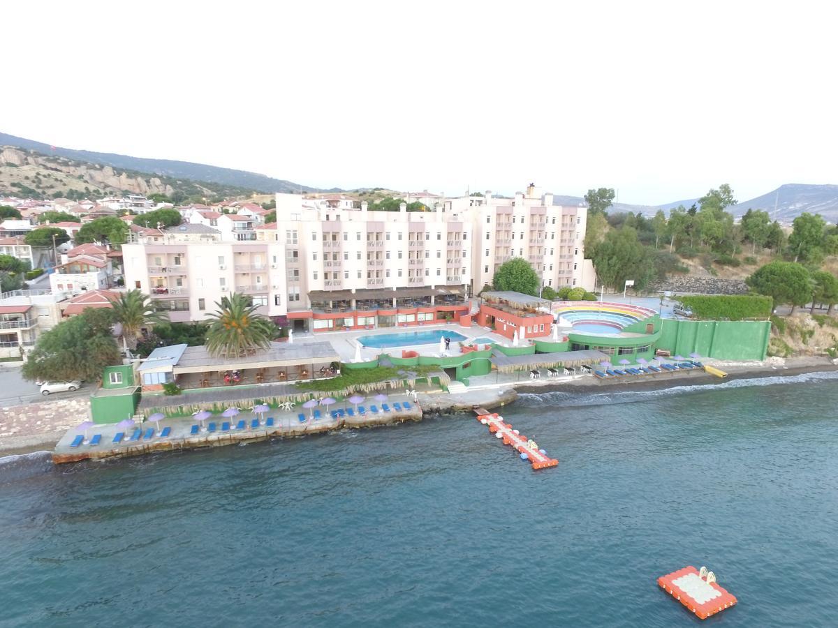 Hotel Leon Foça Exterior photo