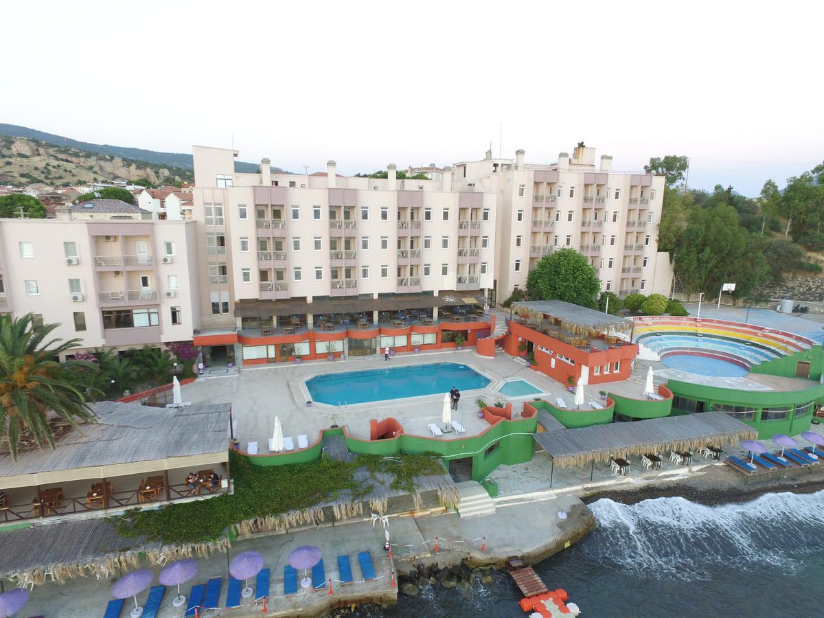 Hotel Leon Foça Exterior photo
